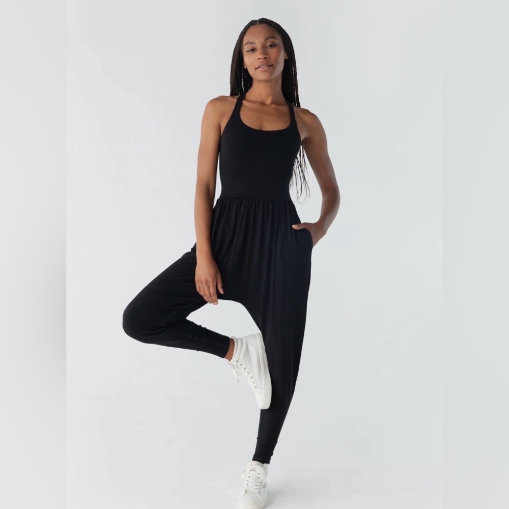 Imbodhi Jumper - Midnight Black - Size Small